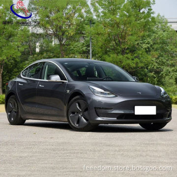 Automobile Electro Automobile Tesla Modello 3 Nuova auto di media dimensione